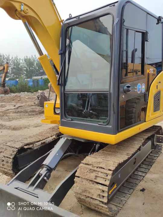 Cheap Used Komatsu PC70 Crawler Excavator with High Efficiency Used Heavy Machinery Komatsu P70 Digger Cheap for Sale - Escavadora de rastos: foto 2 Cheap Used Komatsu PC70 Crawler Excavator with High Efficiency Used Heavy Machinery Komatsu P70 Digger Cheap for Sale - Escavadora de rastos: foto 2