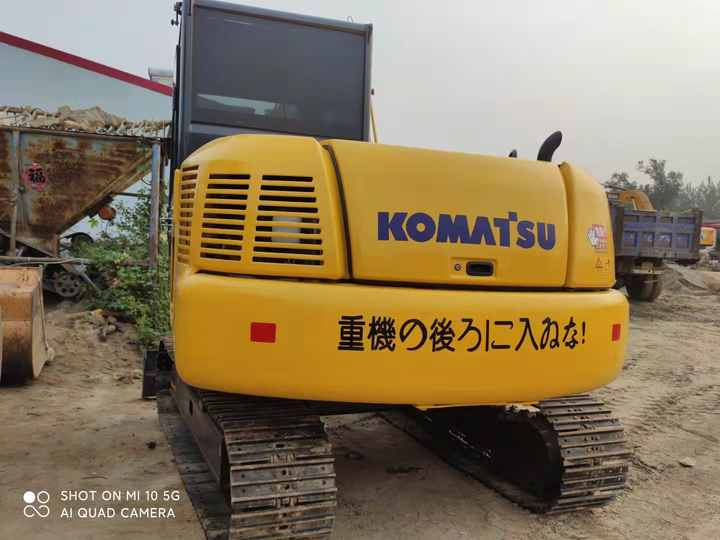 Cheap Used Komatsu PC70 Crawler Excavator with High Efficiency Used Heavy Machinery Komatsu P70 Digger Cheap for Sale - Escavadora de rastos: foto 4 Cheap Used Komatsu PC70 Crawler Excavator with High Efficiency Used Heavy Machinery Komatsu P70 Digger Cheap for Sale - Escavadora de rastos: foto 4
