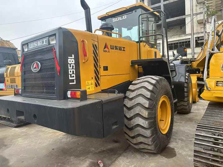 China Famous Brand SDLG Used SDLG 958L Wheel Loader Running Working Condition Low Price for Sale - Pá carregadora de rodas: foto 5 China Famous Brand SDLG Used SDLG 958L Wheel Loader Running Working Condition Low Price for Sale - Pá carregadora de rodas: foto 5