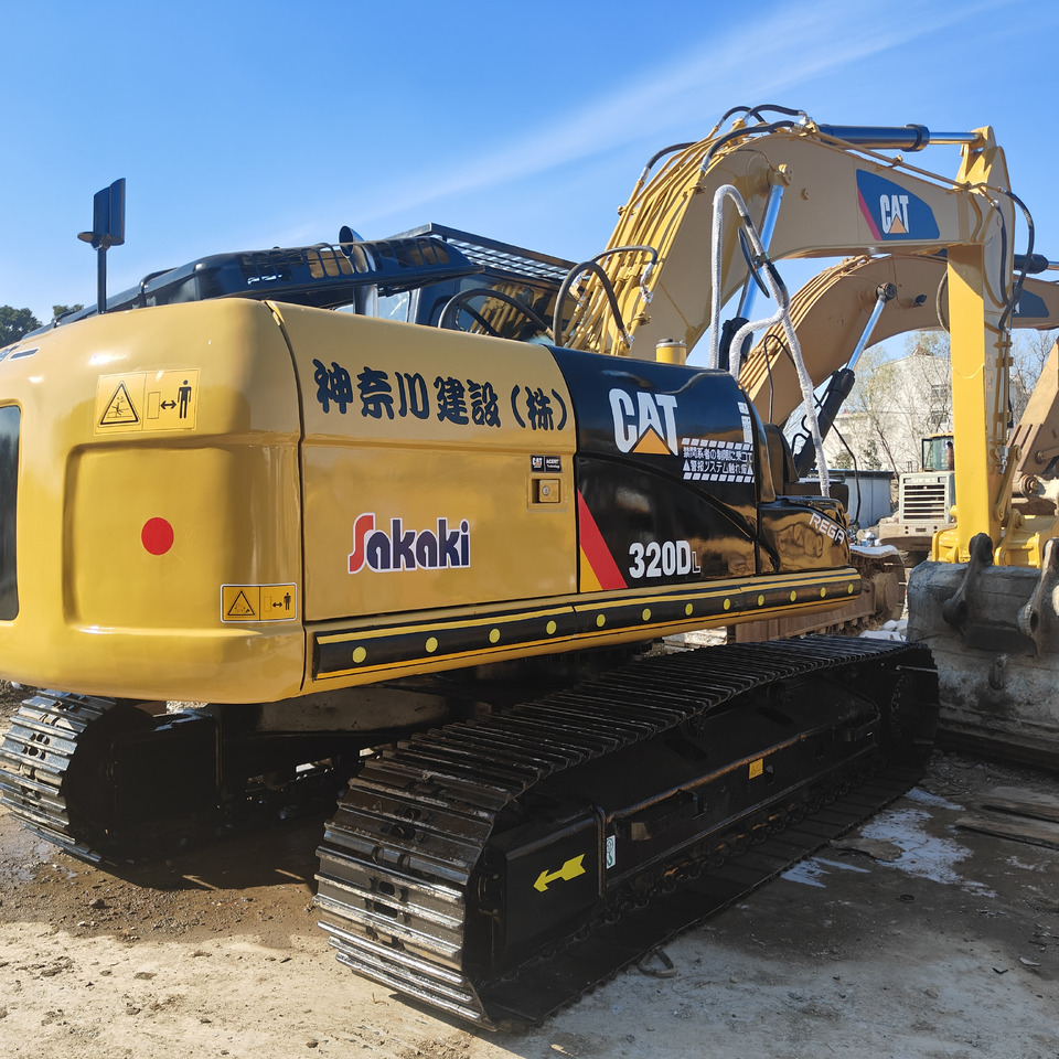 EXCAVATOR Used Cat Excavator Japan 20 Tons Digger Machinery Caterpillar CAT 320D for Sale Cat - Escavadora de rastos: foto 3 EXCAVATOR Used Cat Excavator Japan 20 Tons Digger Machinery Caterpillar CAT 320D for Sale Cat - Escavadora de rastos: foto 3