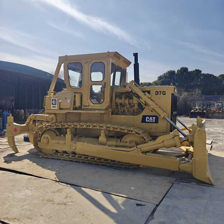 Good Condition Caterpillar CATD7G Original Japan Used Crawler Dozer Used CAT D6 D7 D10 Second Hand Bulldozers for Sale - Buldôzer: foto 4 Good Condition Caterpillar CATD7G Original Japan Used Crawler Dozer Used CAT D6 D7 D10 Second Hand Bulldozers for Sale - Buldôzer: foto 4