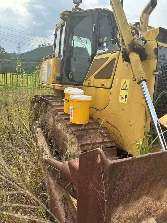 Komatsu D65 Used Bulldozer , Original Condition Painting komatsu Bulldozer , Komatsu D50p D65p D85p - Buldôzer: foto 2 Komatsu D65 Used Bulldozer , Original Condition Painting komatsu Bulldozer , Komatsu D50p D65p D85p - Buldôzer: foto 2