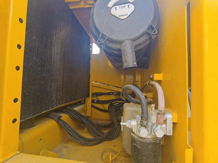 Komatsu PC 200 - Escavadora de rastos: foto 5 Komatsu PC 200 - Escavadora de rastos: foto 5