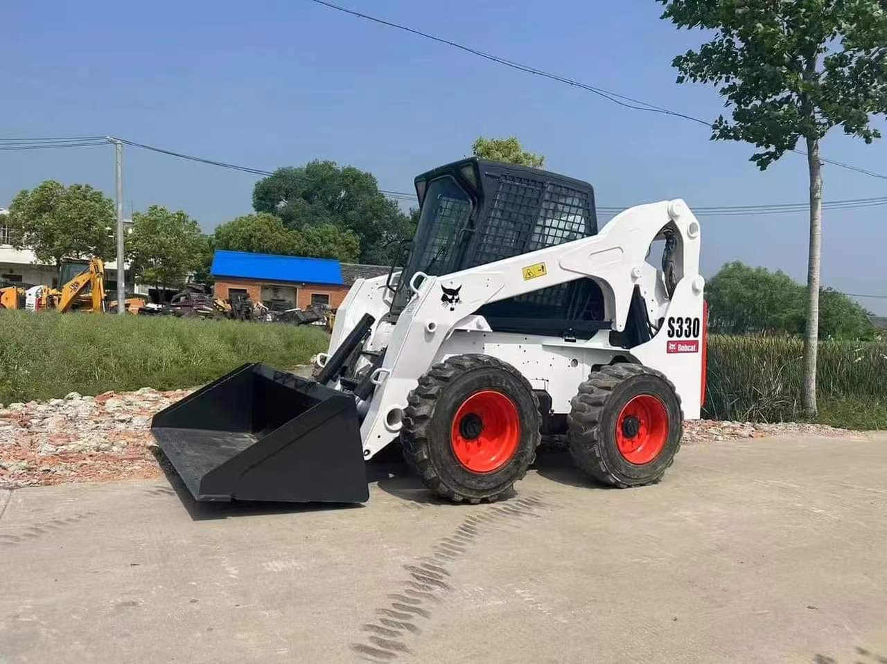 BOBCAT Used Heavy Construction Equipment bobcat S330 Second Hand Skid Steers Used Machine Hot Sale - Máquina de construção: foto 2 BOBCAT Used Heavy Construction Equipment bobcat S330 Second Hand Skid Steers Used Machine Hot Sale - Máquina de construção: foto 2