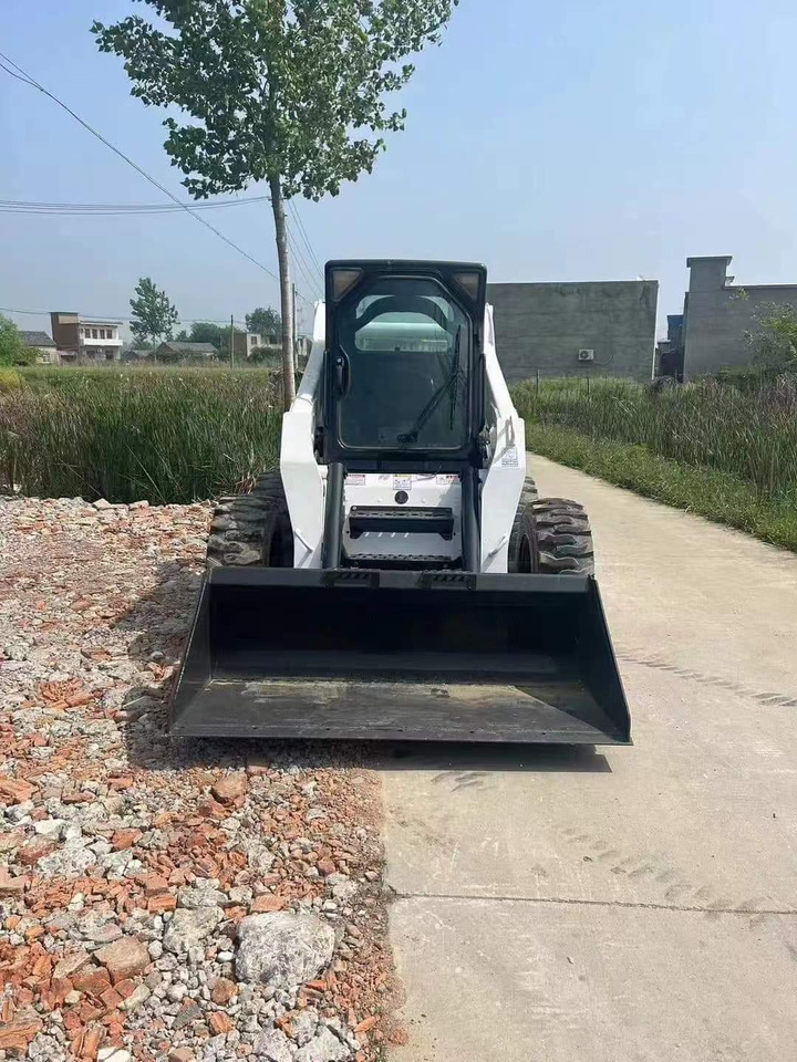 BOBCAT Used Heavy Construction Equipment bobcat S330 Second Hand Skid Steers Used Machine Hot Sale - Máquina de construção: foto 1 BOBCAT Used Heavy Construction Equipment bobcat S330 Second Hand Skid Steers Used Machine Hot Sale - Máquina de construção: foto 1