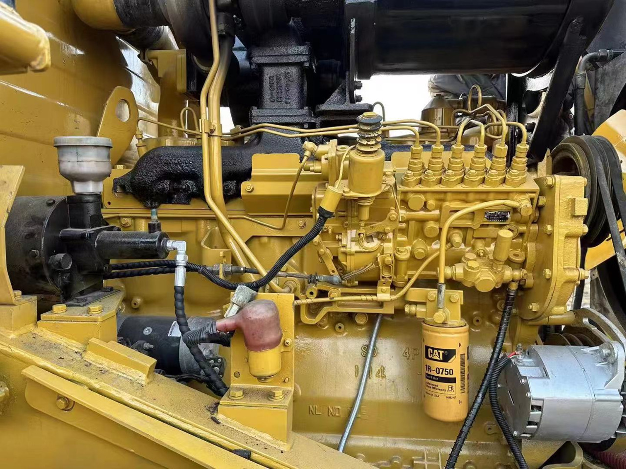 CATERPILLAR Used CAT 966H Hotsale High Quality - Máquina de construção: foto 2 CATERPILLAR Used CAT 966H Hotsale High Quality - Máquina de construção: foto 2