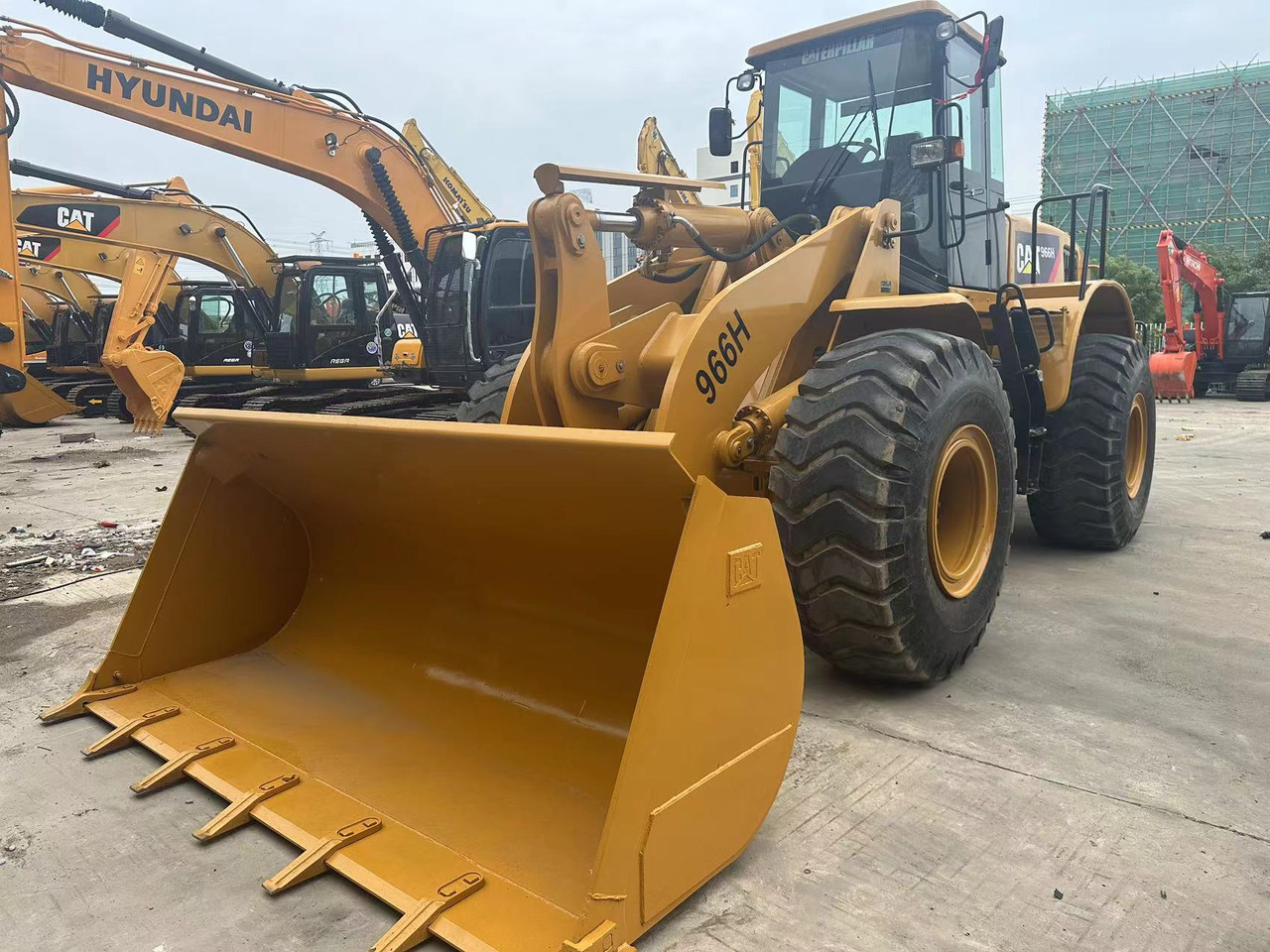 WHEEL LOADER Used Caterpillar 966h Loader for Sale Lots of Heavy Equipment in Stock Wight 5tons Wheel Loader - Máquina de construção: foto 3 WHEEL LOADER Used Caterpillar 966h Loader for Sale Lots of Heavy Equipment in Stock Wight 5tons Wheel Loader - Máquina de construção: foto 3