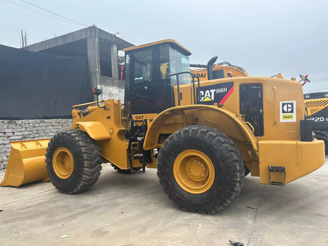 WHEEL LOADER Used Caterpillar 966h Loader for Sale Lots of Heavy Equipment in Stock Wight 5tons Wheel Loader - Máquina de construção: foto 1 WHEEL LOADER Used Caterpillar 966h Loader for Sale Lots of Heavy Equipment in Stock Wight 5tons Wheel Loader - Máquina de construção: foto 1