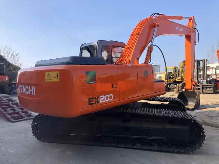 Original Japan Hitachi ZX200 Excavator Hitachi Excavator in Low Price for Hot Sale - Escavadora de rastos: foto 5 Original Japan Hitachi ZX200 Excavator Hitachi Excavator in Low Price for Hot Sale - Escavadora de rastos: foto 5