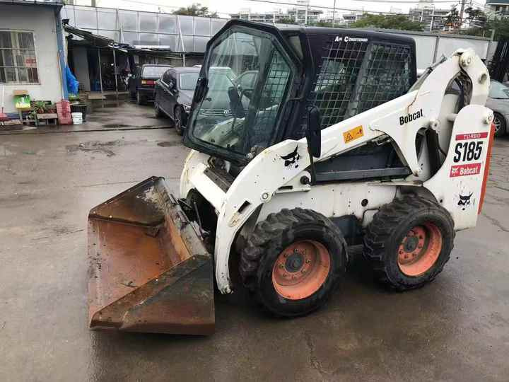Used Bob Cat Bob Cat S185 Used Mini Skid Steer Wheel Loader Multifunctional Track Loaders Bobcat - Pá carregadora de rodas: foto 3 Used Bob Cat Bob Cat S185 Used Mini Skid Steer Wheel Loader Multifunctional Track Loaders Bobcat - Pá carregadora de rodas: foto 3