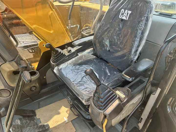Used Cat 312 Crawler Excavator for Sale - Escavadeira: foto 5 Used Cat 312 Crawler Excavator for Sale - Escavadeira: foto 5