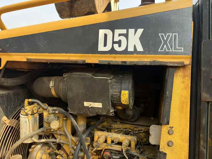 Used Cat Mini Bulldozer D5k  Cat Dozers - Buldôzer: foto 3 Used Cat Mini Bulldozer D5k  Cat Dozers - Buldôzer: foto 3