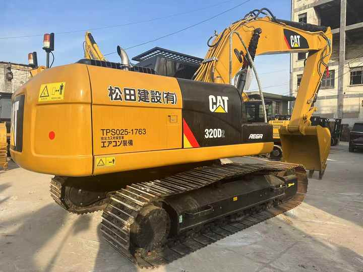 Used Caterpillar 320D Crawler Excavator in High QualityWaiting for Sale - Escavadeira: foto 5 Used Caterpillar 320D Crawler Excavator in High QualityWaiting for Sale - Escavadeira: foto 5