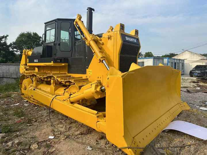 Used China Brand Shantui Sd32 Bulldozer in Stock High Quality Shantui Sd16 22 32 Bulldozer for Sale - Buldôzer: foto 5 Used China Brand Shantui Sd32 Bulldozer in Stock High Quality Shantui Sd16 22 32 Bulldozer for Sale - Buldôzer: foto 5
