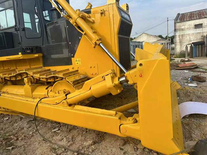 Used China Brand Shantui Sd32 Bulldozer in Stock High Quality Shantui Sd16 22 32 Bulldozer for Sale - Buldôzer: foto 3 Used China Brand Shantui Sd32 Bulldozer in Stock High Quality Shantui Sd16 22 32 Bulldozer for Sale - Buldôzer: foto 3