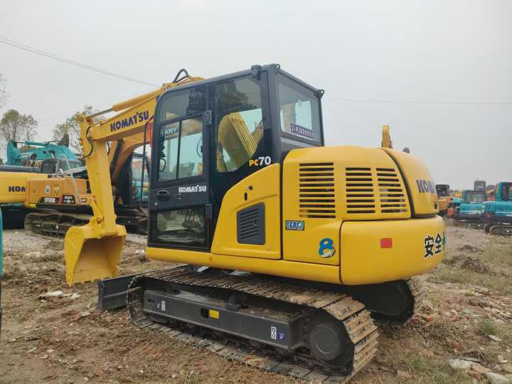 Used Heavy Machinery Komatsu PC70-8 Digger Cheap for Sale - Escavadora de rastos: foto 4 Used Heavy Machinery Komatsu PC70-8 Digger Cheap for Sale - Escavadora de rastos: foto 4