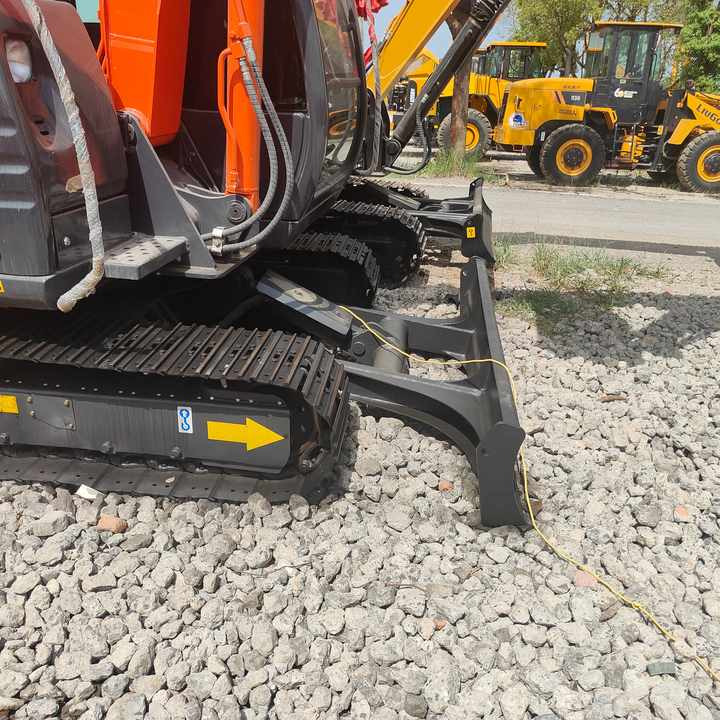 Used Original Japan Brand Hitachi Zx60 Excavator for Sale - Escavadeira: foto 4 Used Original Japan Brand Hitachi Zx60 Excavator for Sale - Escavadeira: foto 4