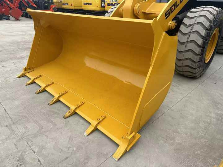 Used SDLG955F New Model Wheel Loader Second Hand Machine Popular Brand Sdlg Hydraulic Machinery - Pá carregadora de rodas: foto 5 Used SDLG955F New Model Wheel Loader Second Hand Machine Popular Brand Sdlg Hydraulic Machinery - Pá carregadora de rodas: foto 5