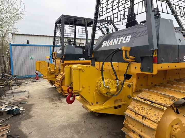 Used Shantui SD22 New Model Bulldozer Second Hand Machine Popular Brand Shantui Hydraulic Machinery - Buldôzer: foto 3 Used Shantui SD22 New Model Bulldozer Second Hand Machine Popular Brand Shantui Hydraulic Machinery - Buldôzer: foto 3
