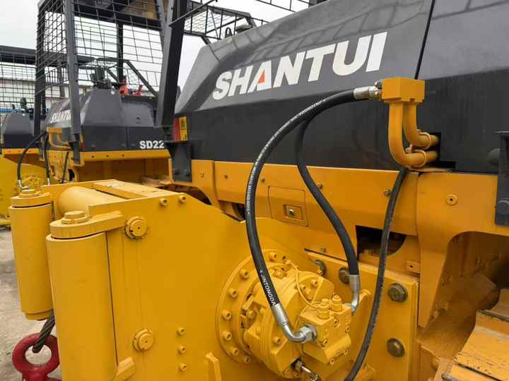Used Shantui SD22 New Model Bulldozer Second Hand Machine Popular Brand Shantui Hydraulic Machinery - Buldôzer: foto 5 Used Shantui SD22 New Model Bulldozer Second Hand Machine Popular Brand Shantui Hydraulic Machinery - Buldôzer: foto 5