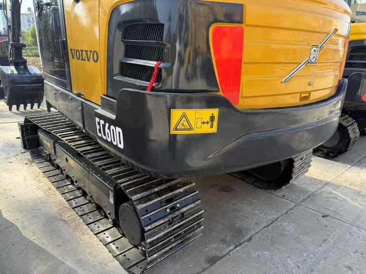 Used volvo Ec60 Mini 6tons Excavator in Stock for Sale - Escavadeira: foto 4 Used volvo Ec60 Mini 6tons Excavator in Stock for Sale - Escavadeira: foto 4