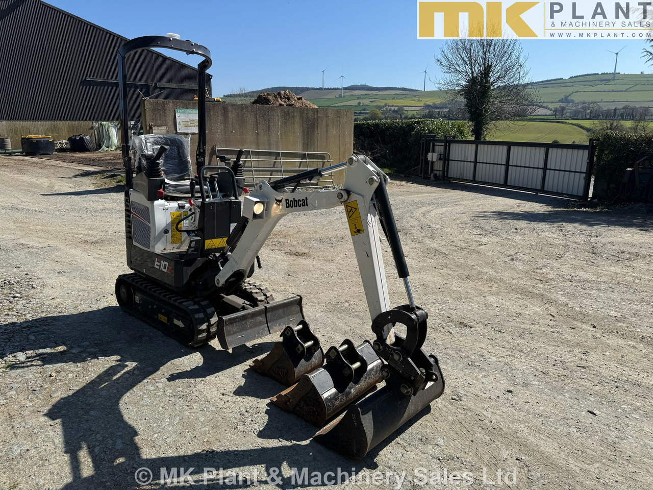 BOBCAT E10Z - Escavadeira de rodas: foto 5 BOBCAT E10Z - Escavadeira de rodas: foto 5
