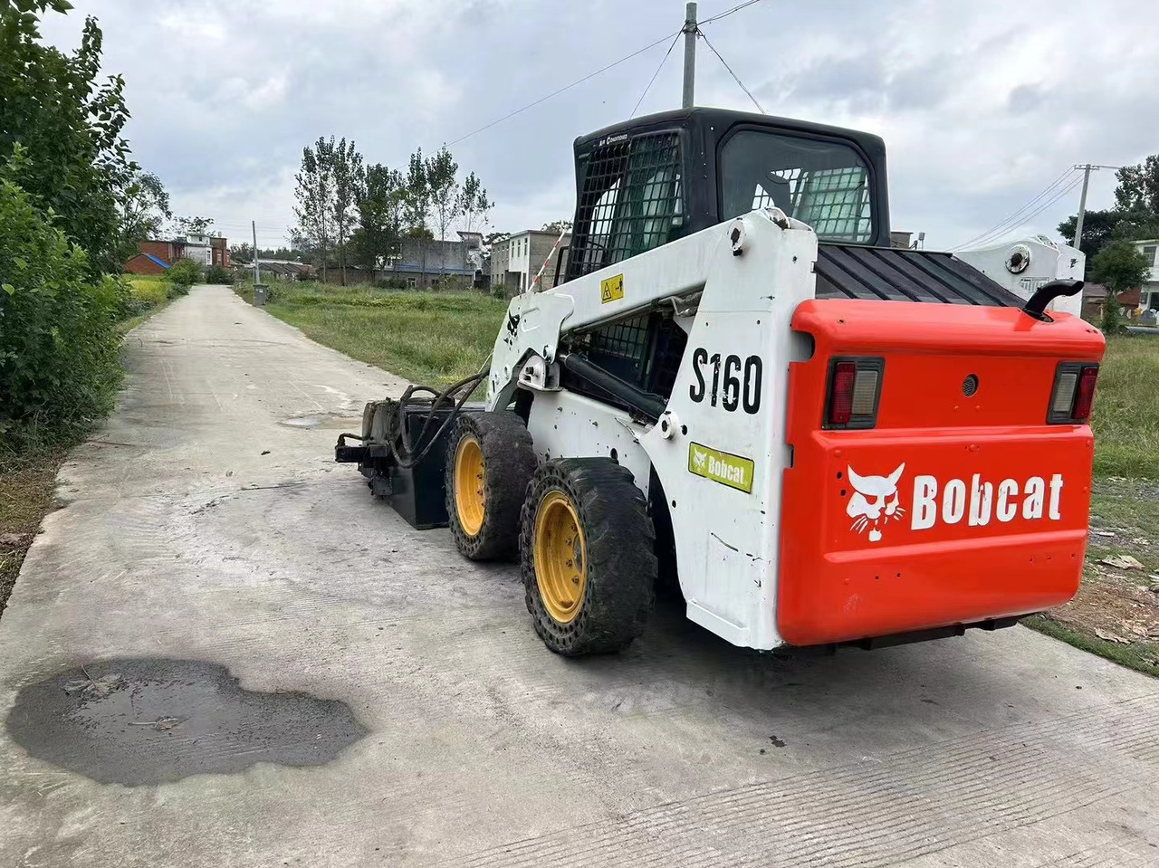 BOBCAT S160 - Mini pá carregadora: foto 2 BOBCAT S160 - Mini pá carregadora: foto 2