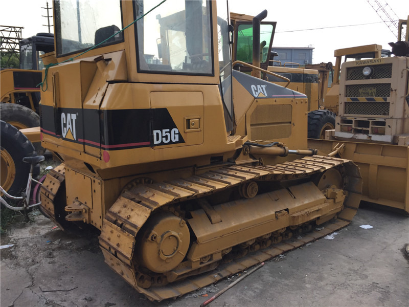 CATERPILLAR D5G - Buldôzer: foto 2 CATERPILLAR D5G - Buldôzer: foto 2