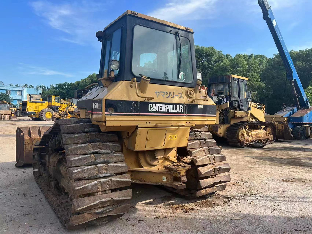CATERPILLAR D5M - Buldôzer: foto 5 CATERPILLAR D5M - Buldôzer: foto 5