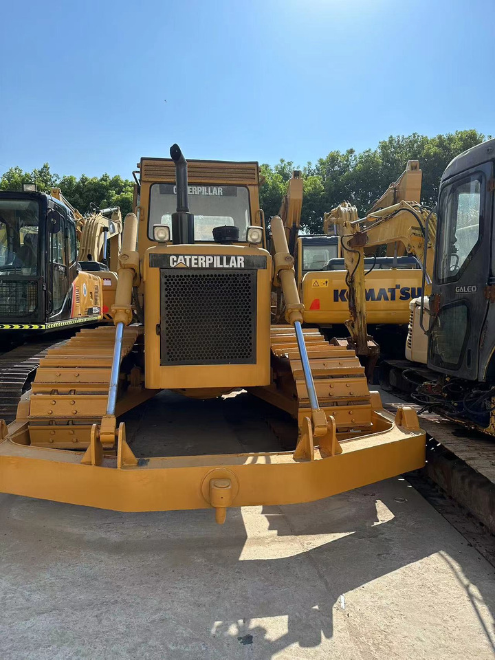 CATERPILLAR D6D - Buldôzer: foto 4 CATERPILLAR D6D - Buldôzer: foto 4