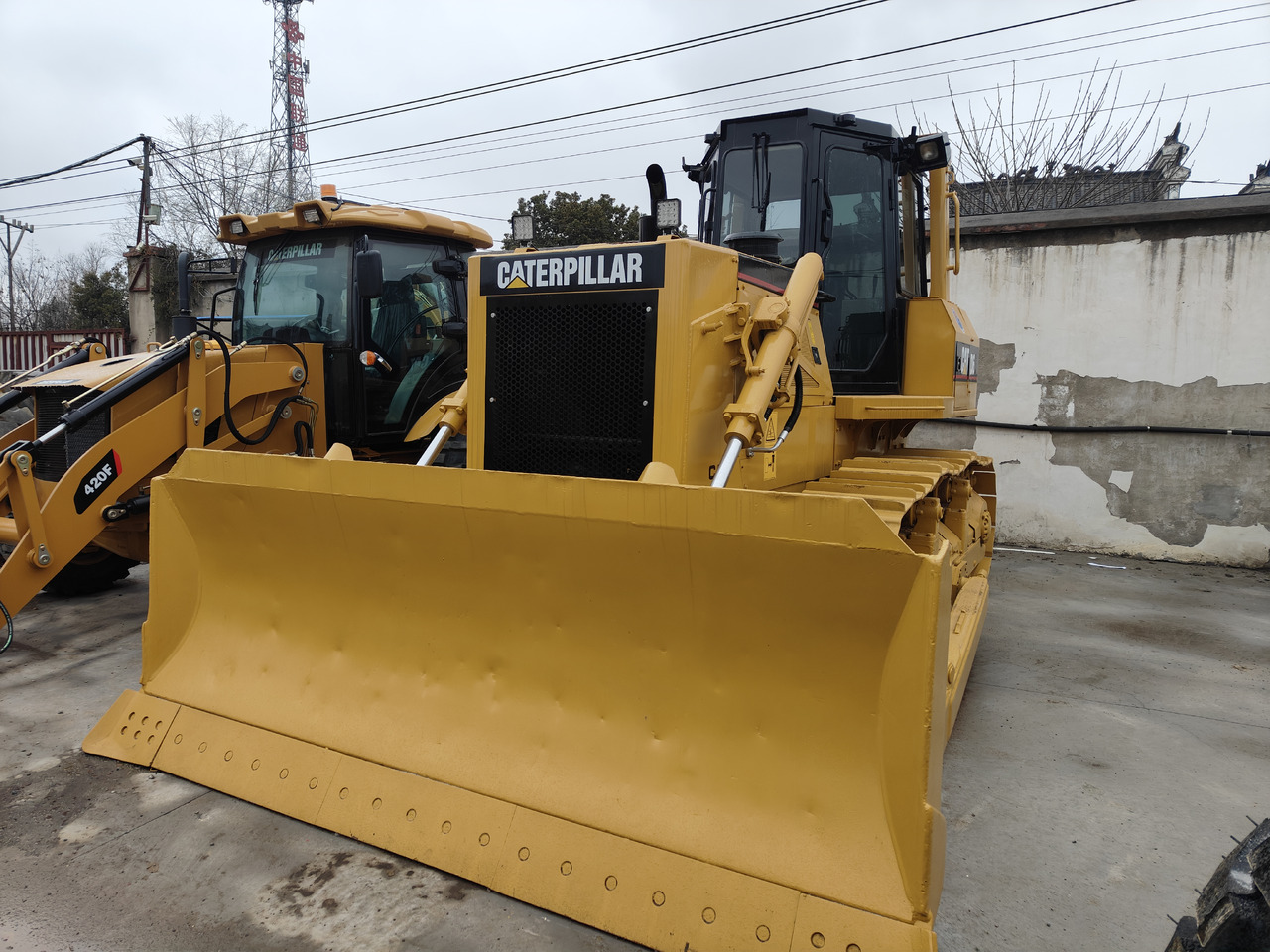 CATERPILLAR D6G - Buldôzer: foto 2 CATERPILLAR D6G - Buldôzer: foto 2