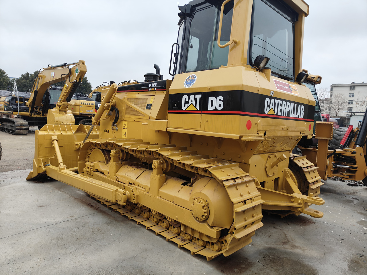 CATERPILLAR D6G - Buldôzer: foto 3 CATERPILLAR D6G - Buldôzer: foto 3