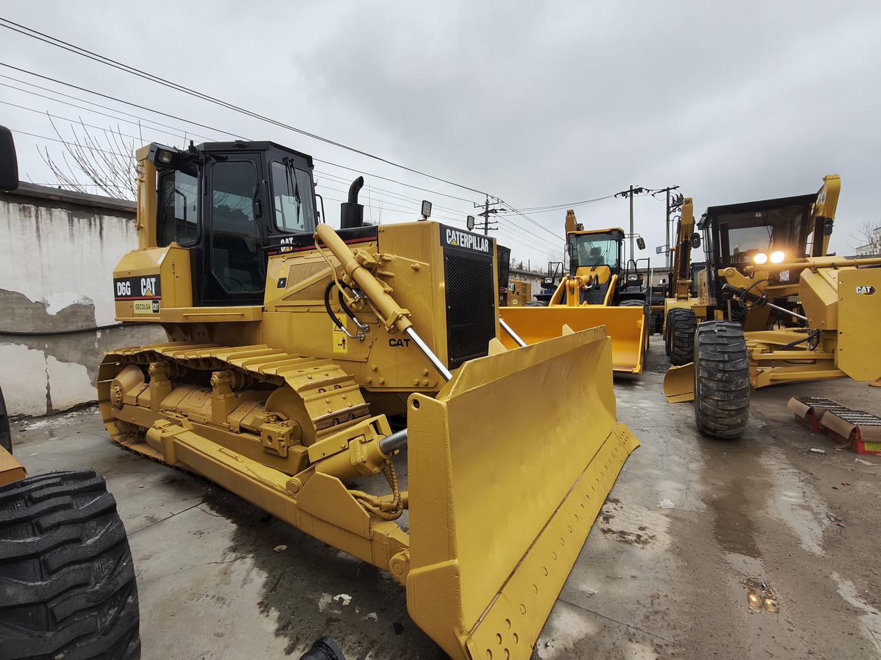 CATERPILLAR D6G - Buldôzer: foto 5 CATERPILLAR D6G - Buldôzer: foto 5