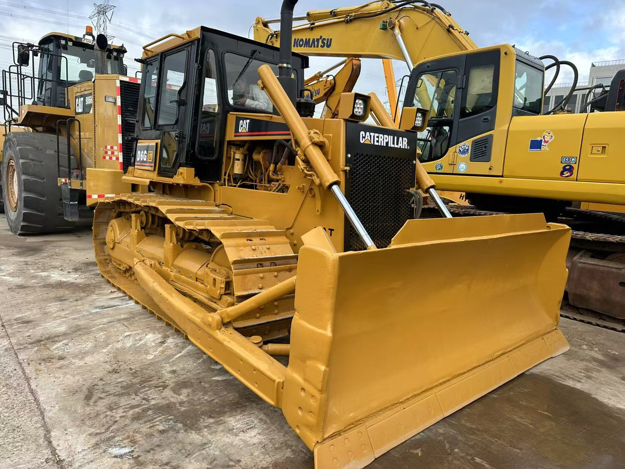 CATERPILLAR D6G - Buldôzer: foto 5 CATERPILLAR D6G - Buldôzer: foto 5