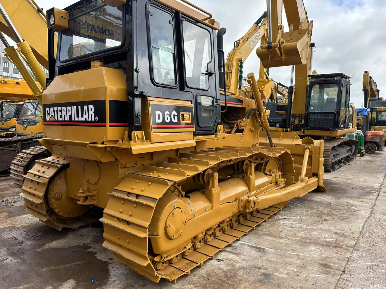 CATERPILLAR D6G - Buldôzer: foto 3 CATERPILLAR D6G - Buldôzer: foto 3