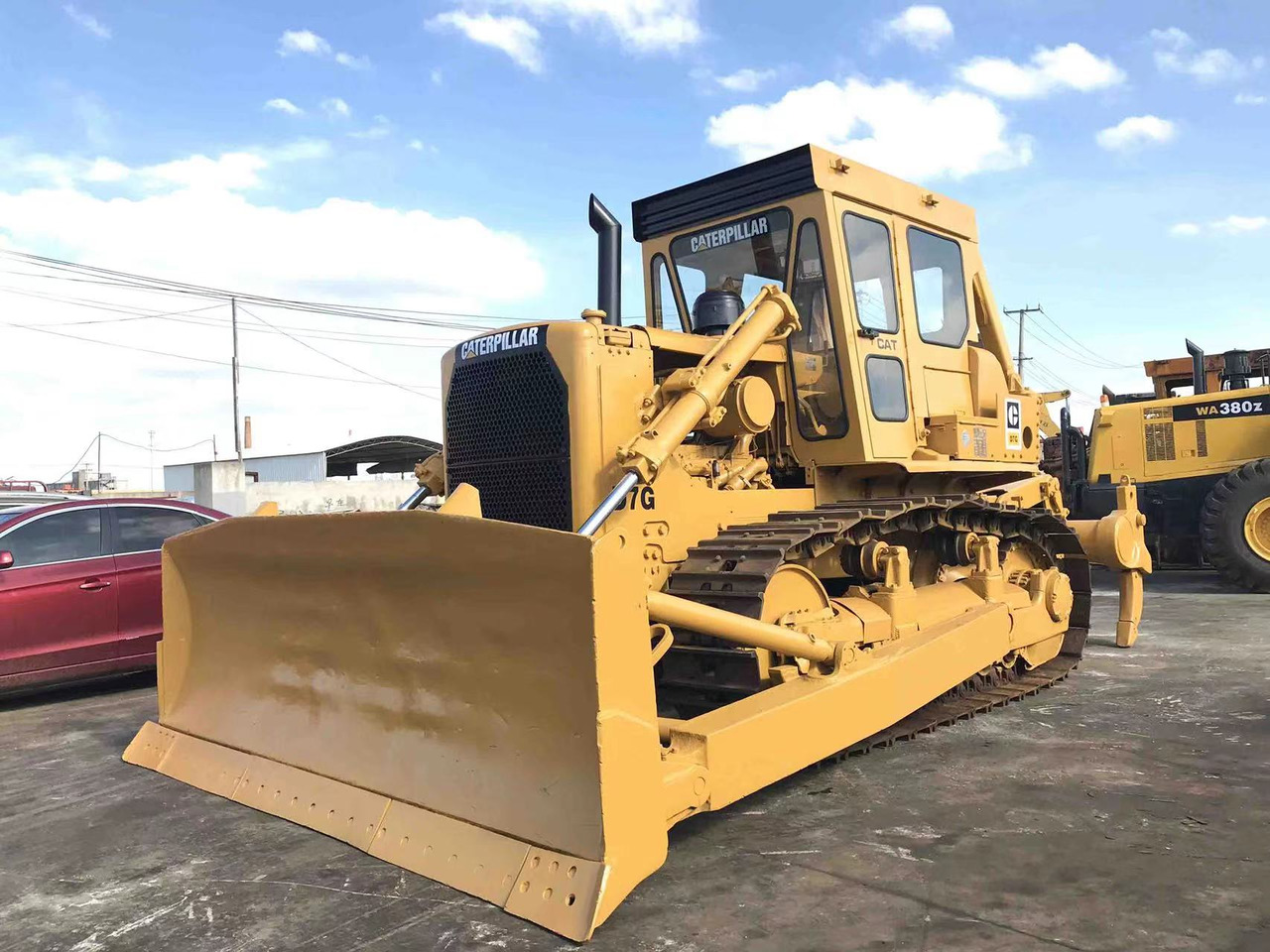 CATERPILLAR D7G - Buldôzer: foto 1 CATERPILLAR D7G - Buldôzer: foto 1