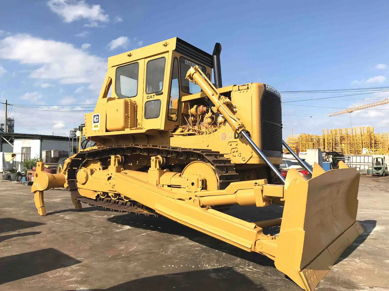 CATERPILLAR D7G - Buldôzer: foto 2 CATERPILLAR D7G - Buldôzer: foto 2