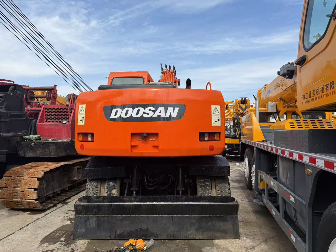 DOOSAN DH150W-7 - Escavadeira de rodas: foto 3 DOOSAN DH150W-7 - Escavadeira de rodas: foto 3