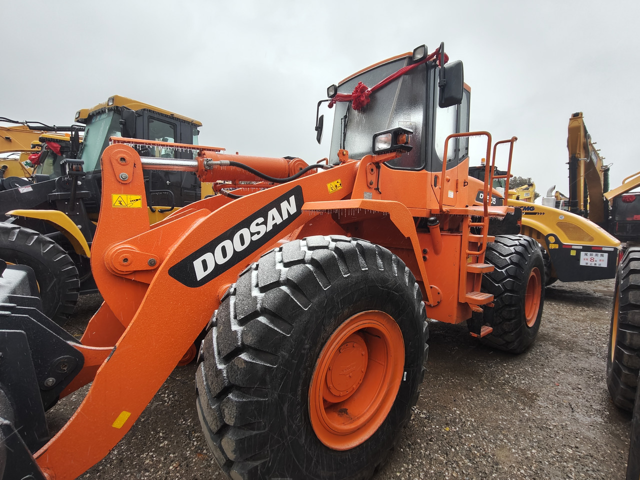 DOOSAN DL505 - Pá carregadora de rodas: foto 3 DOOSAN DL505 - Pá carregadora de rodas: foto 3