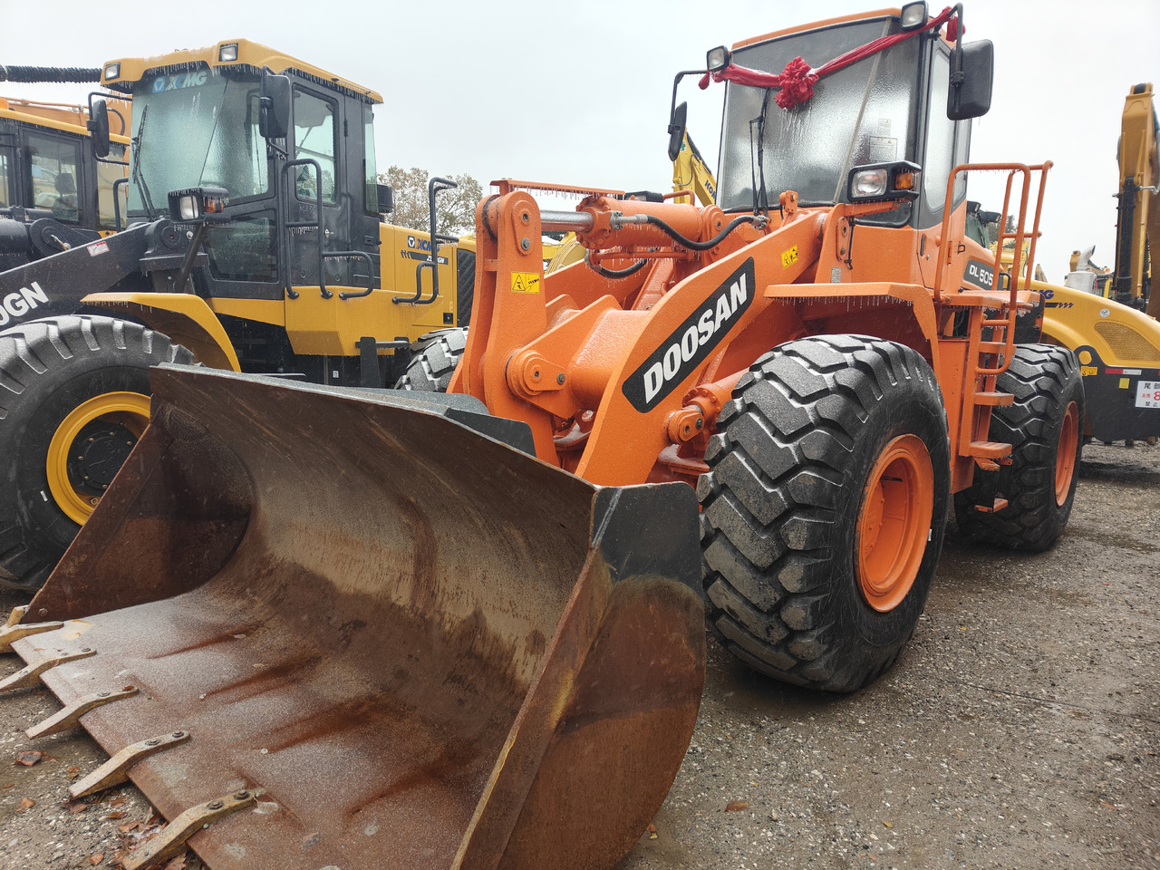 DOOSAN DL505 - Pá carregadora de rodas: foto 4 DOOSAN DL505 - Pá carregadora de rodas: foto 4