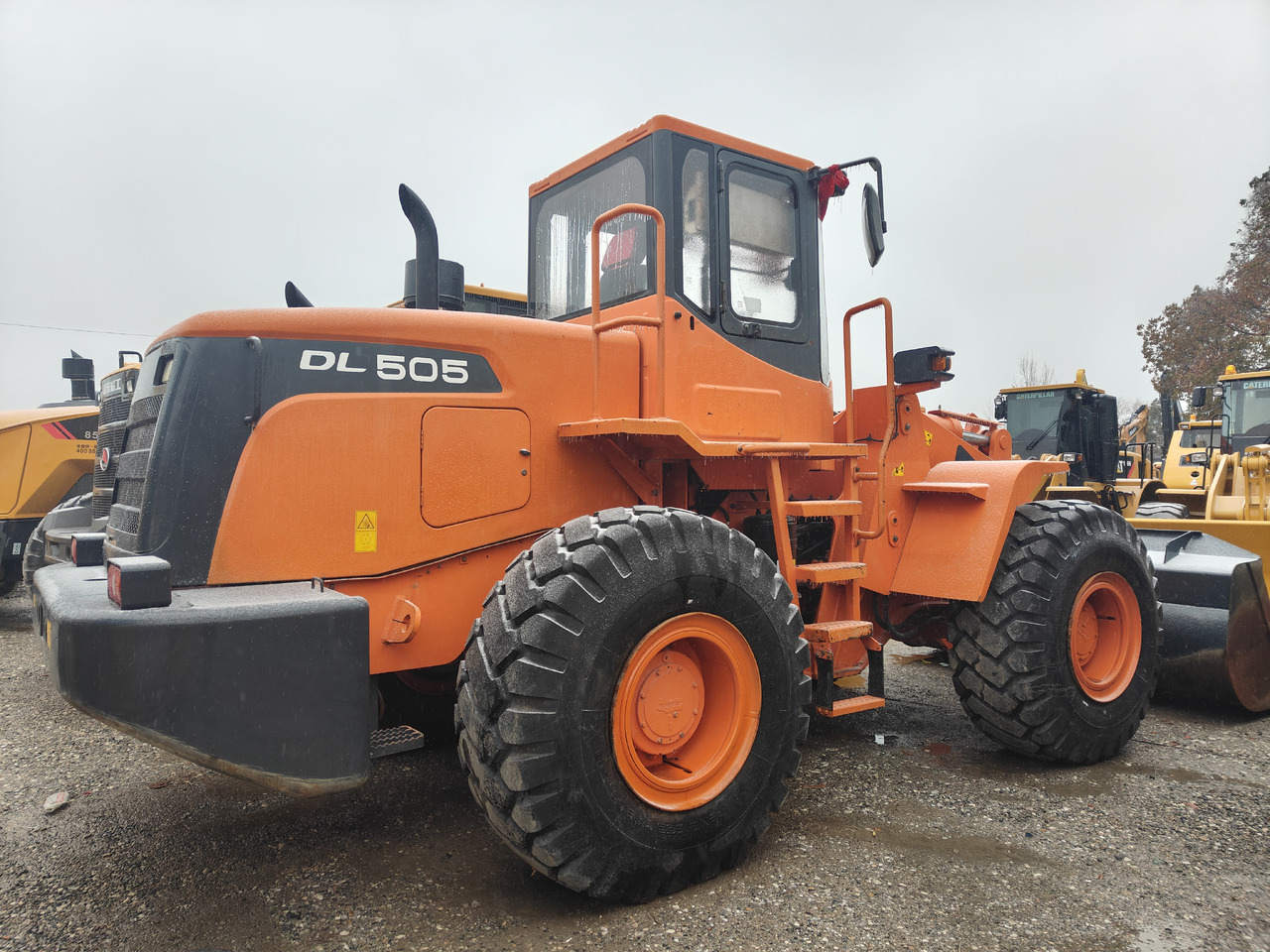 DOOSAN DL505 - Pá carregadora de rodas: foto 2 DOOSAN DL505 - Pá carregadora de rodas: foto 2