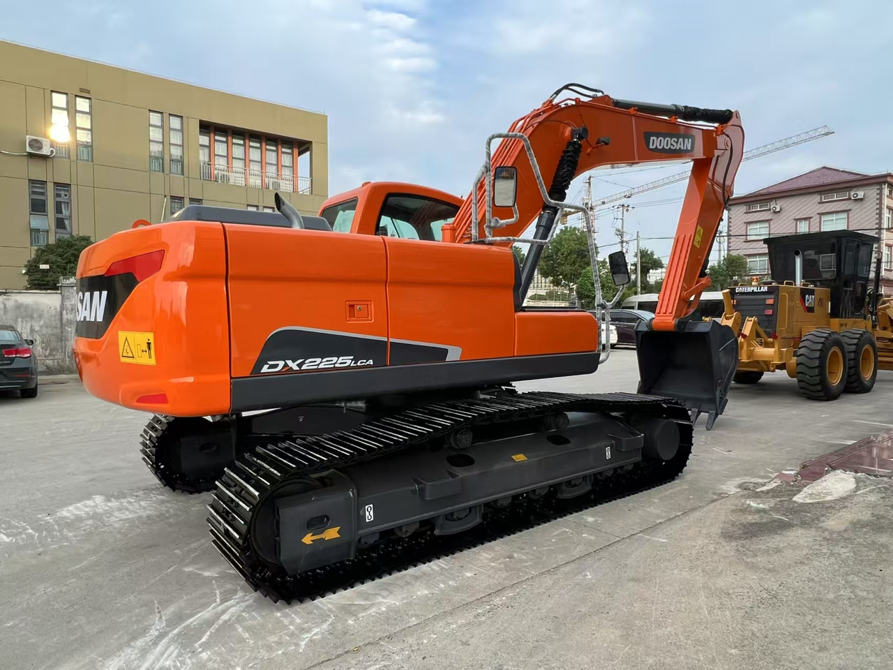 DOOSAN DX225LCA - Escavadora de rastos: foto 4 DOOSAN DX225LCA - Escavadora de rastos: foto 4