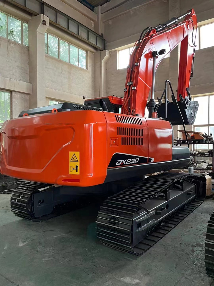 DOOSAN DX230 - Escavadora de rastos: foto 2 DOOSAN DX230 - Escavadora de rastos: foto 2