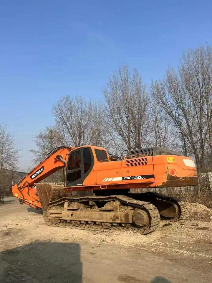 DOOSAN DX520LC-9C - Escavadora de rastos: foto 1 DOOSAN DX520LC-9C - Escavadora de rastos: foto 1