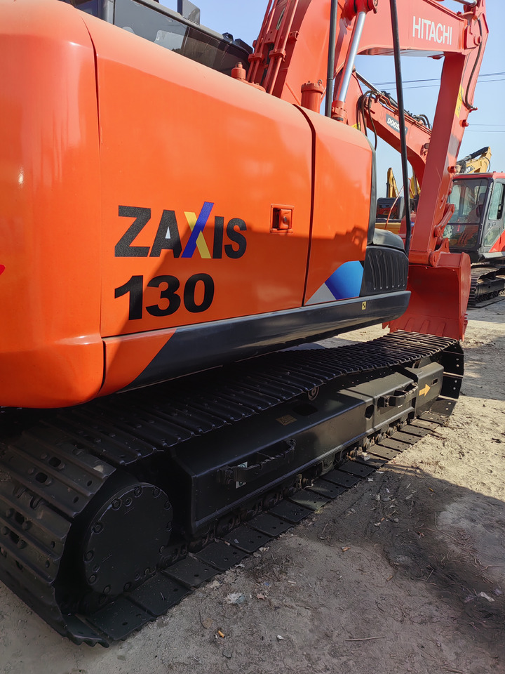HITACHI ZX130 - Escavadora de rastos: foto 2 HITACHI ZX130 - Escavadora de rastos: foto 2