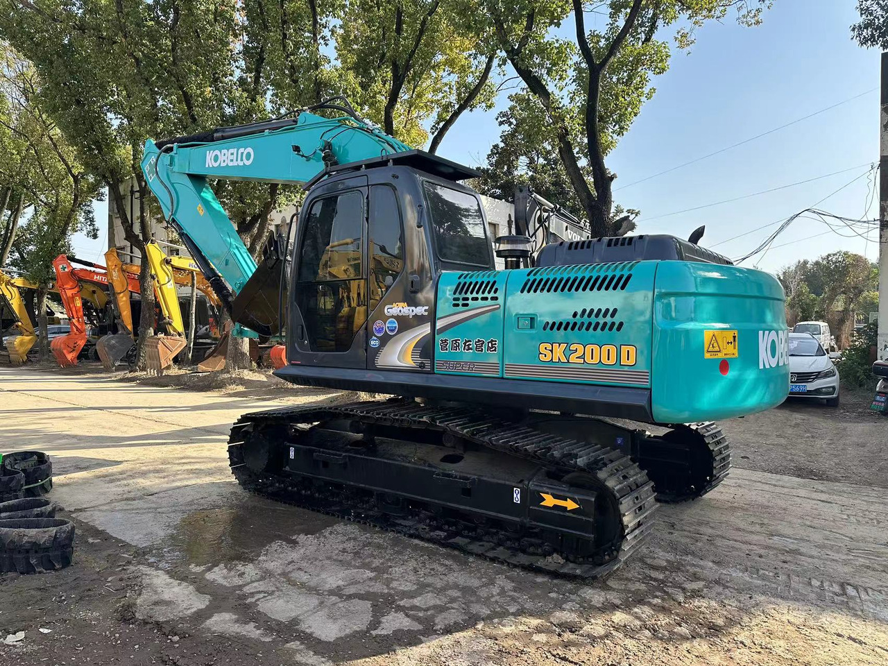 KOBELCO SK200-8 - Mini escavadeira: foto 4 KOBELCO SK200-8 - Mini escavadeira: foto 4