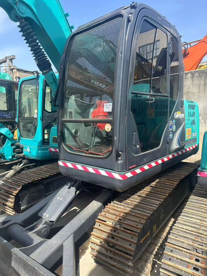 KOBELCO SK75 - Mini escavadeira: foto 4 KOBELCO SK75 - Mini escavadeira: foto 4
