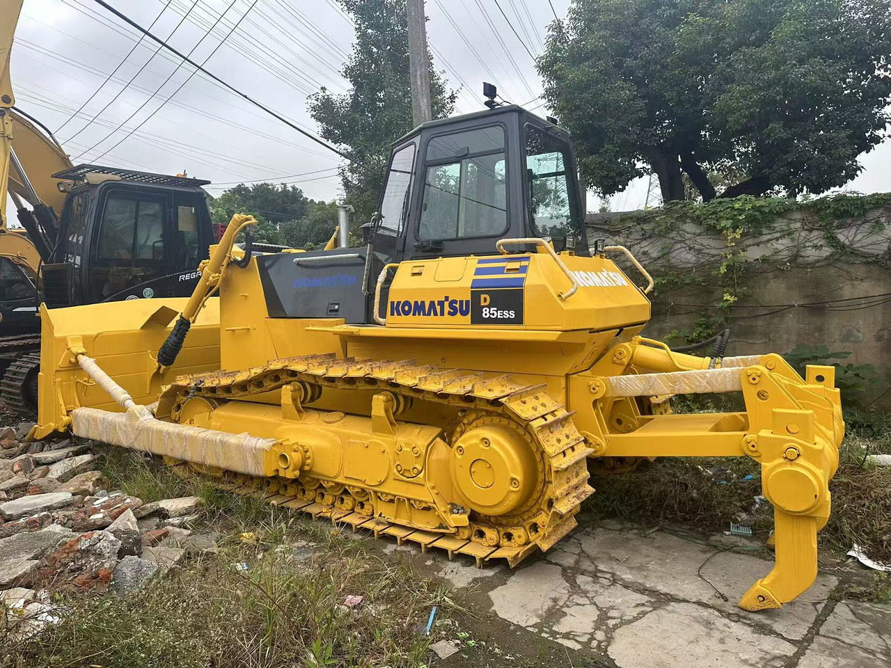KOMATSU D85ESS - Buldôzer: foto 4 KOMATSU D85ESS - Buldôzer: foto 4