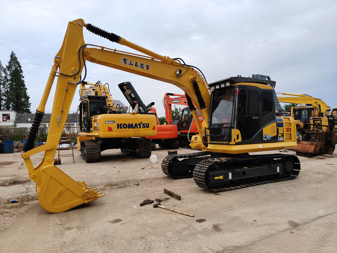 KOMATSU PC130-7 - Escavadora de rastos: foto 5 KOMATSU PC130-7 - Escavadora de rastos: foto 5