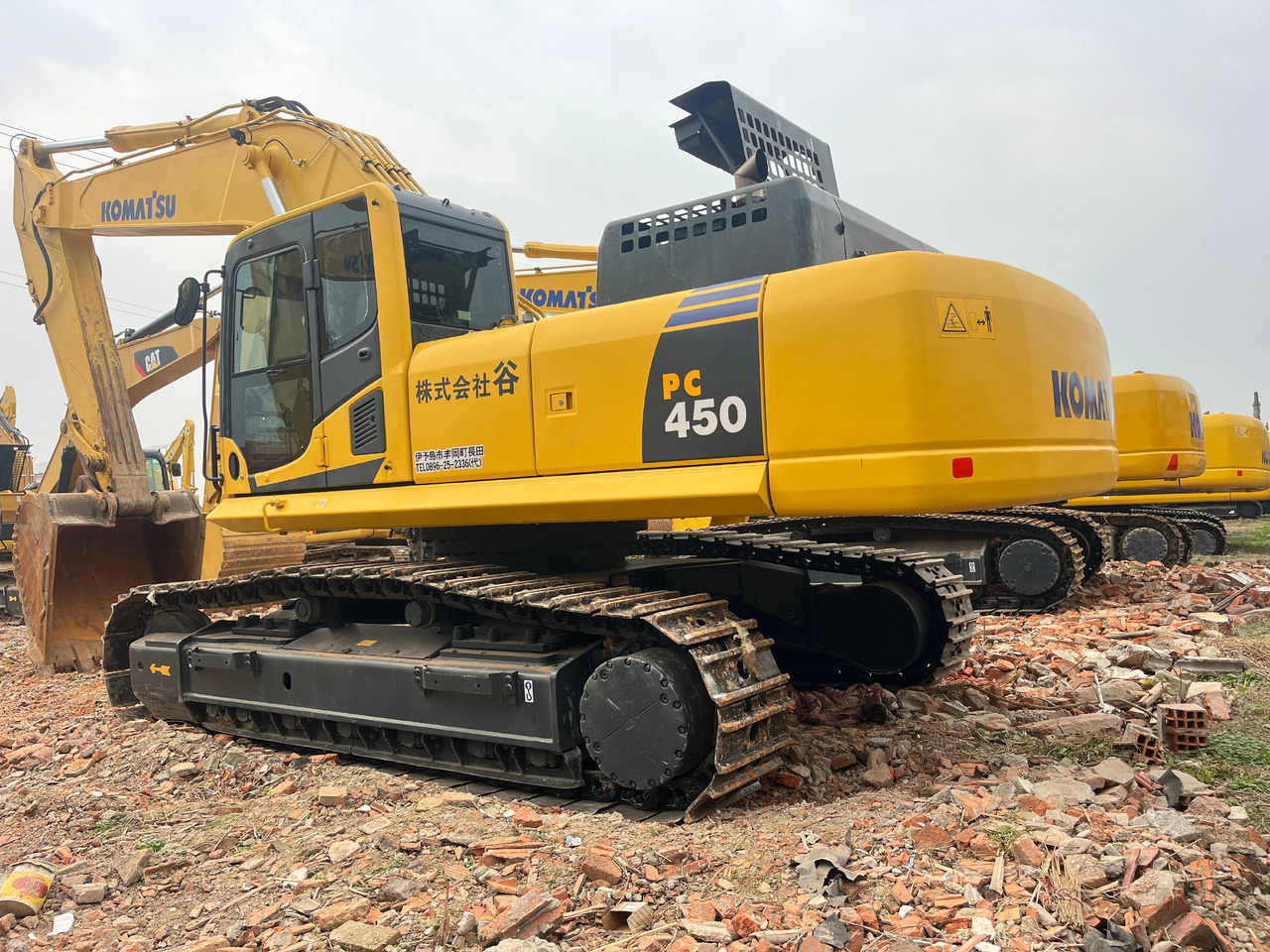 KOMATSU PC450-8 - Escavadora de rastos: foto 1 KOMATSU PC450-8 - Escavadora de rastos: foto 1